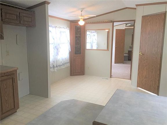 4th image of 107 Knobvue Dr