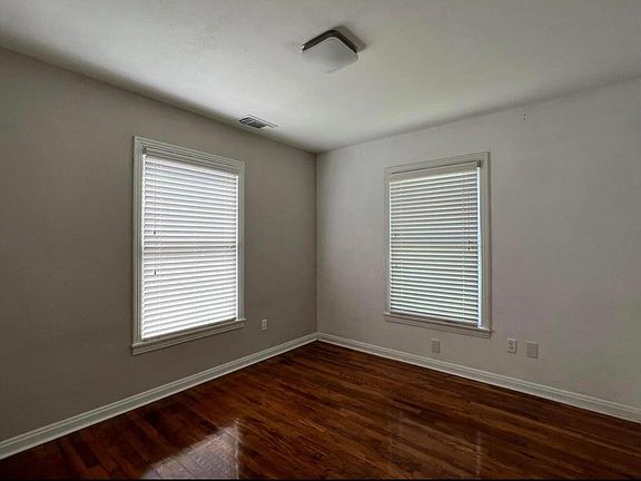2nd image of 1421 W 10th St