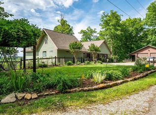 4550 Southgate Rd, Byrdstown, TN 38549