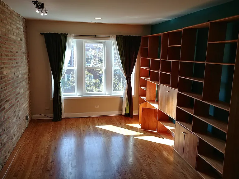 2721 N Sawyer Ave #3 — Photo 6