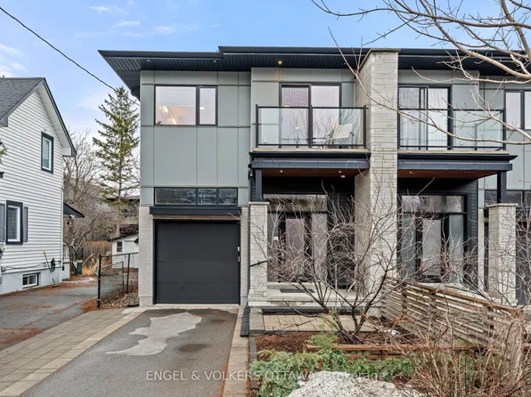 381 Roosevelt Ave, Ottawa, ON K2A 1Y9