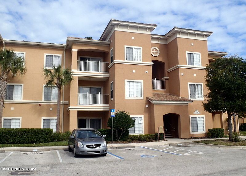 1st image of 605 FAIRWAY Drive