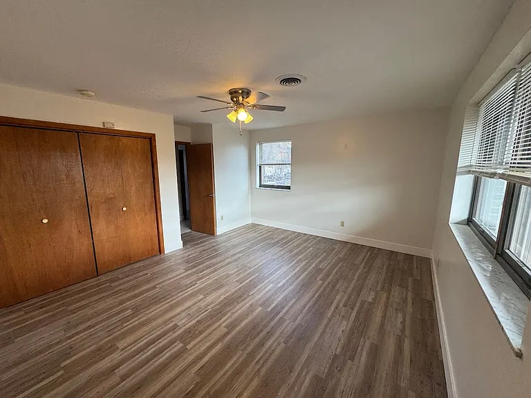 1748 Jancey Street — Photo 10