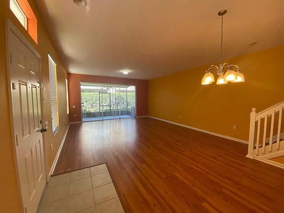 4th image of 2665 Galliano Cir