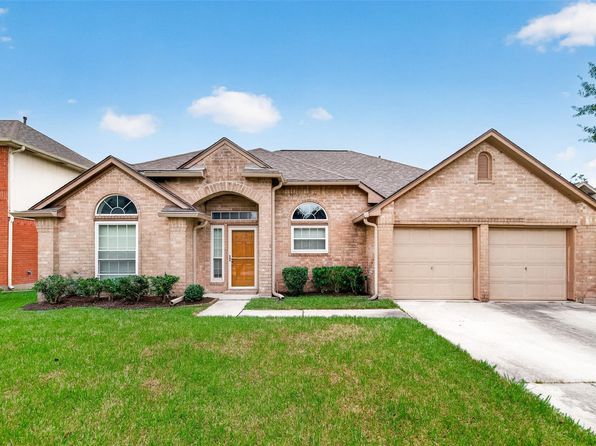 7403 Oak Walk Dr