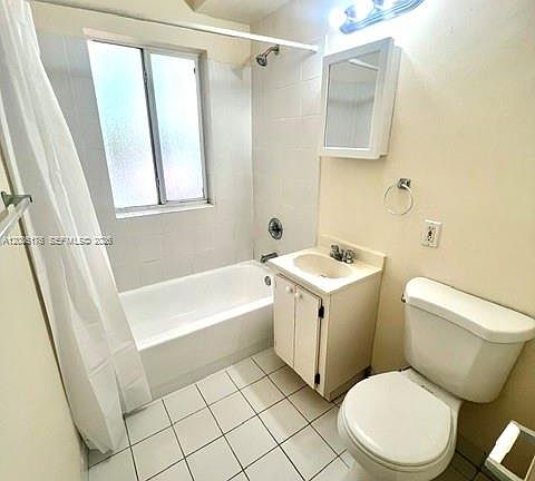 5th image of 564 NE 66th St #3