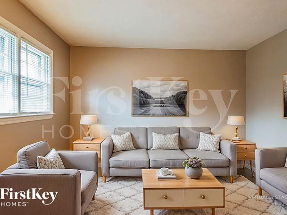 4th image of 4245 Springdale Cir