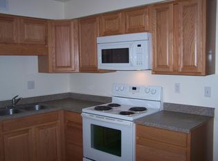 7032 N 80th Ave APT 2, Glendale, AZ 85303
