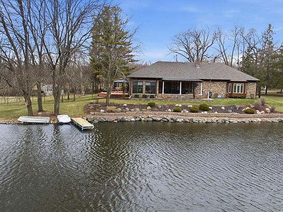 3rd image of 1255 Janette STREET