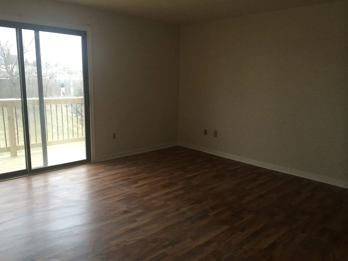 Building Photo - 1509 Kenilworth Ct