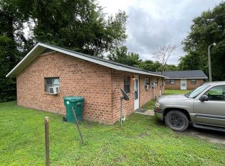 110 Raley St, Cheraw, SC 29520