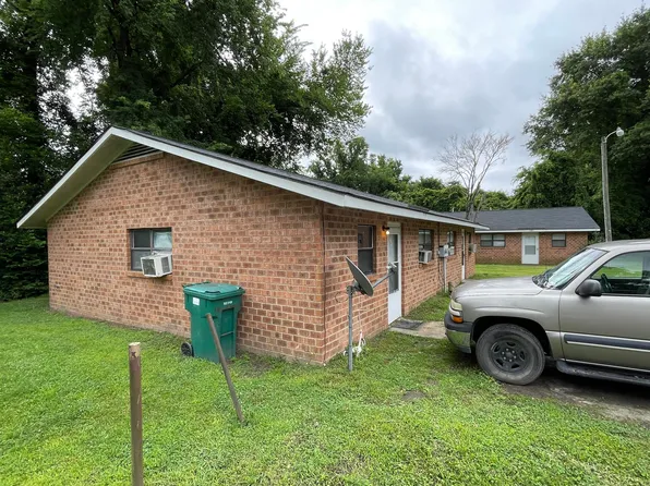 110 Raley St, Cheraw, SC 29520