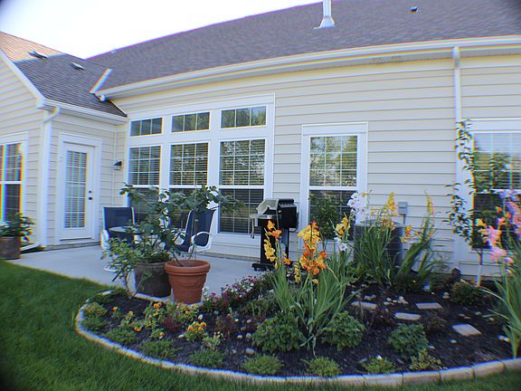3rd image of 5068 Bayonne Ln