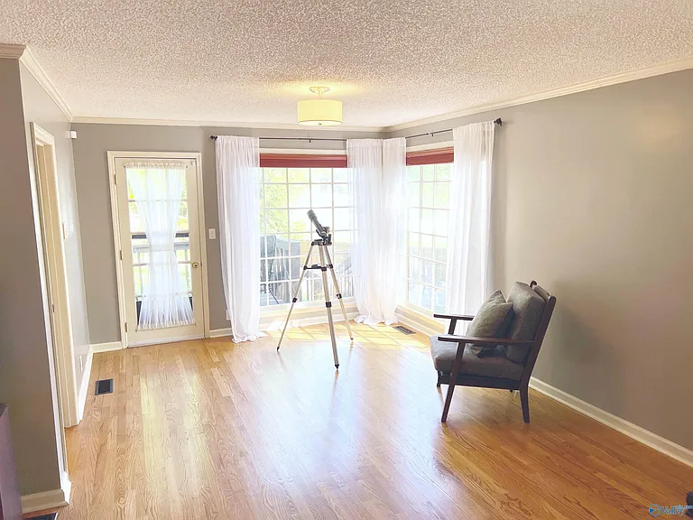 204 Roy Dr — Photo 28