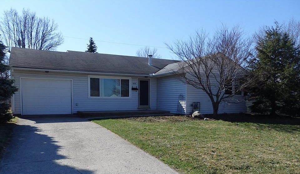 1st image of 408 Superior St