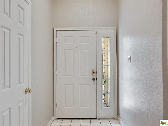 5th image of 4814 Canterbury Cir
