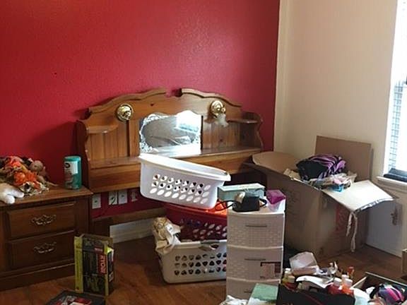 5th image of 215 Riverwood Ave