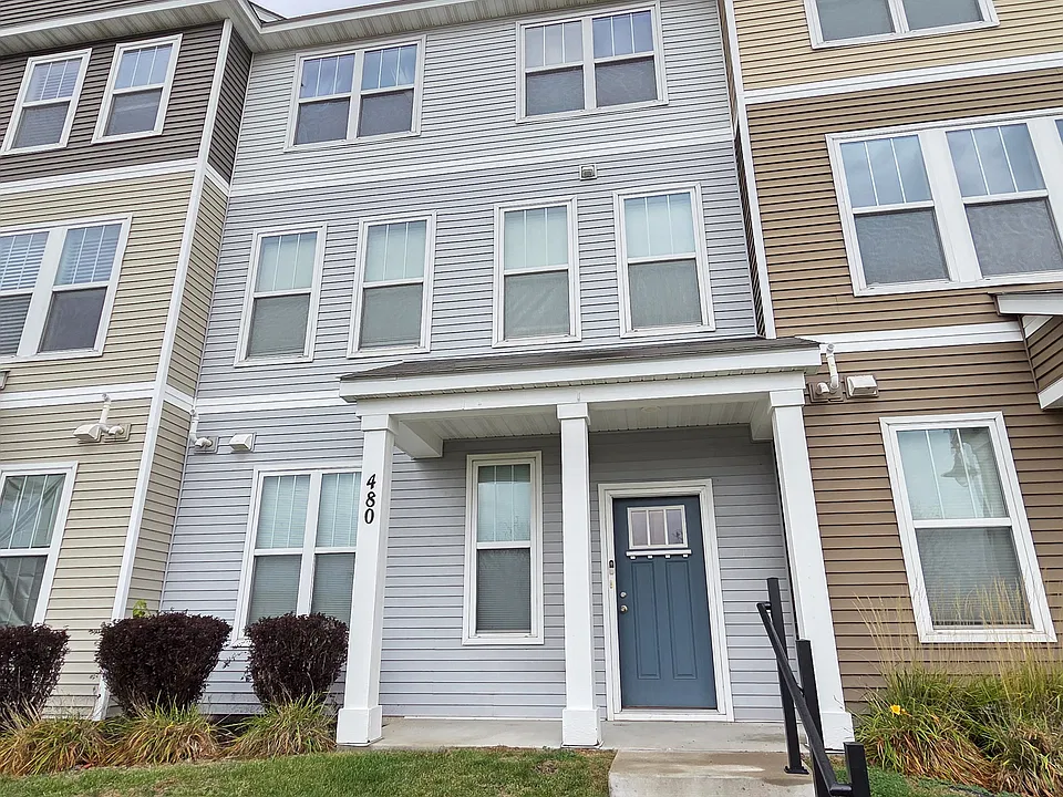480 Central Park Blvd