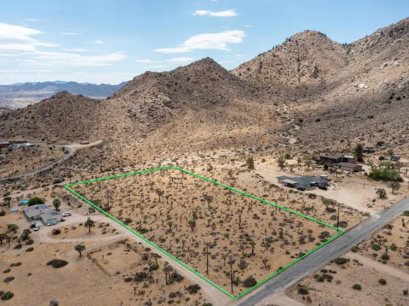 8021 Wesley Rd, Joshua Tree, CA 92252