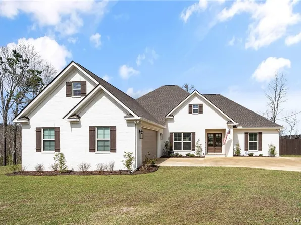 11845 Meadowview Dr, Northport, AL 35475