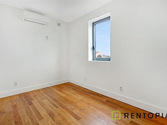 5th image of 15 Jackson St #7H