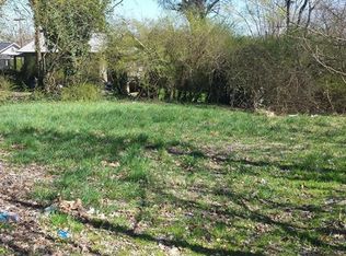 714 E Pace St, Hendersonville, NC 28792