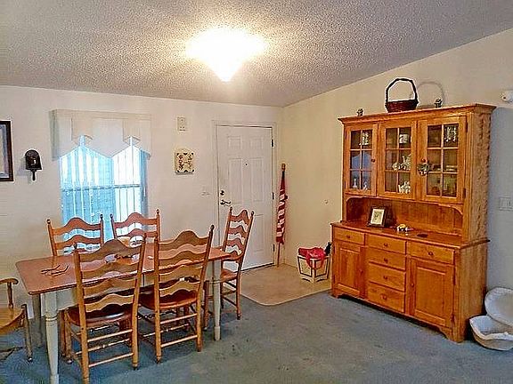 5th image of 672 Arrow Ln