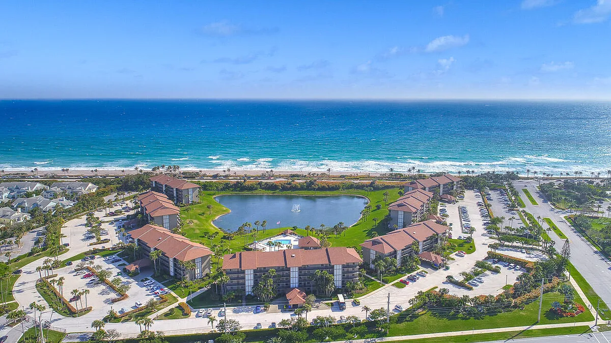 Building Photo - 301 S Seas Dr #305