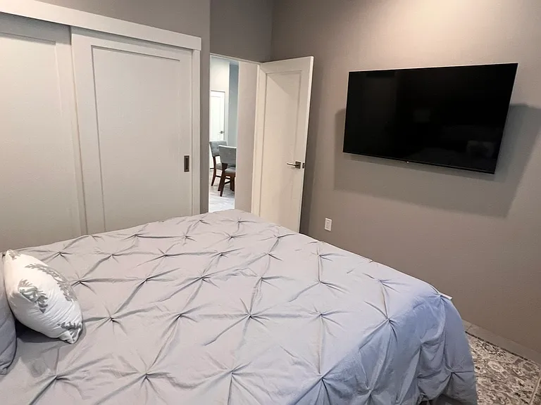 1517 Avenida De Aprisa #1/2 — Photo 3