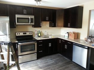 1147 Mutton Hollow Rd, Stroudsburg, PA 18360