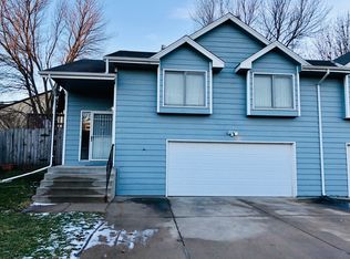 231 Parkside Ln, Lincoln, NE 68521