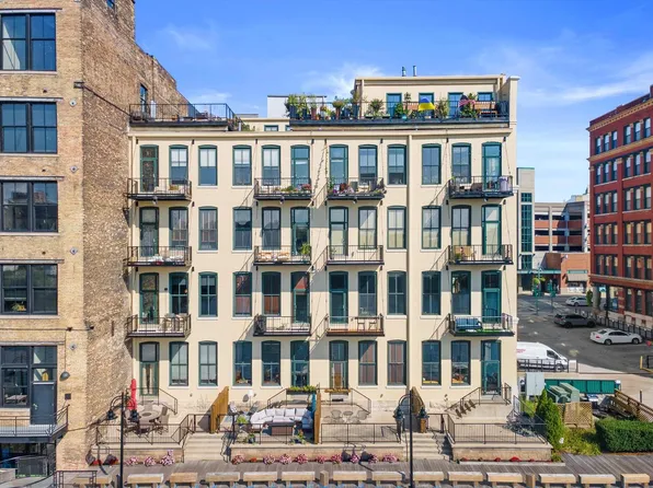 205 N Water STREET #305, Milwaukee, WI 53202