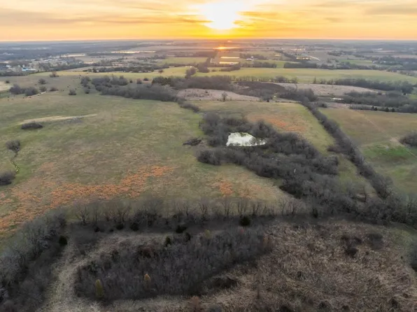 S Little Rd, Garden City, MO 64747