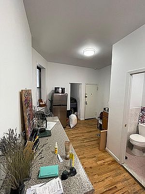 3rd image of 11 Stanton St #4A1