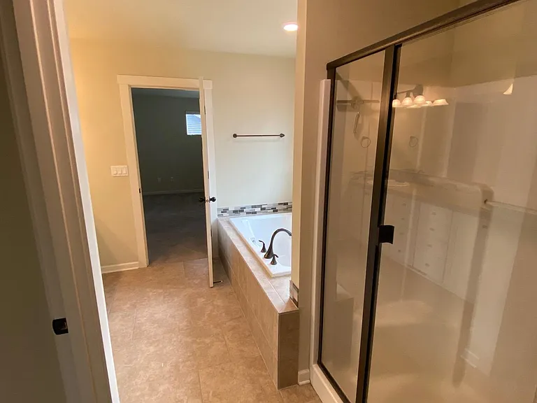 3715 NE Sitka Dr — Photo 23