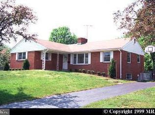 3326 Kaywood Dr, Falls Church, VA 22041