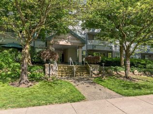 11960 Harris Rd #103, Pitt Meadows, BC V3Y 2R1