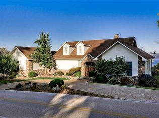 600 Mundell Rd, Eureka Springs, AR 72631