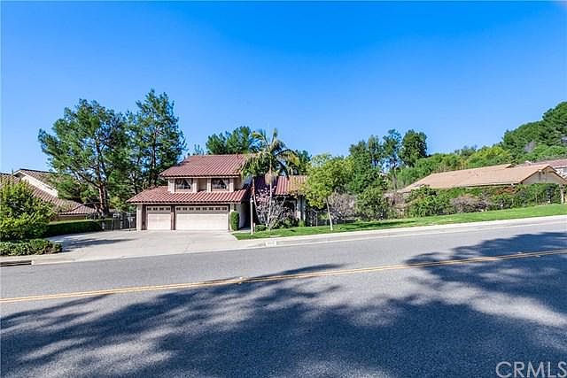1st image of 3045 E Hillside Dr