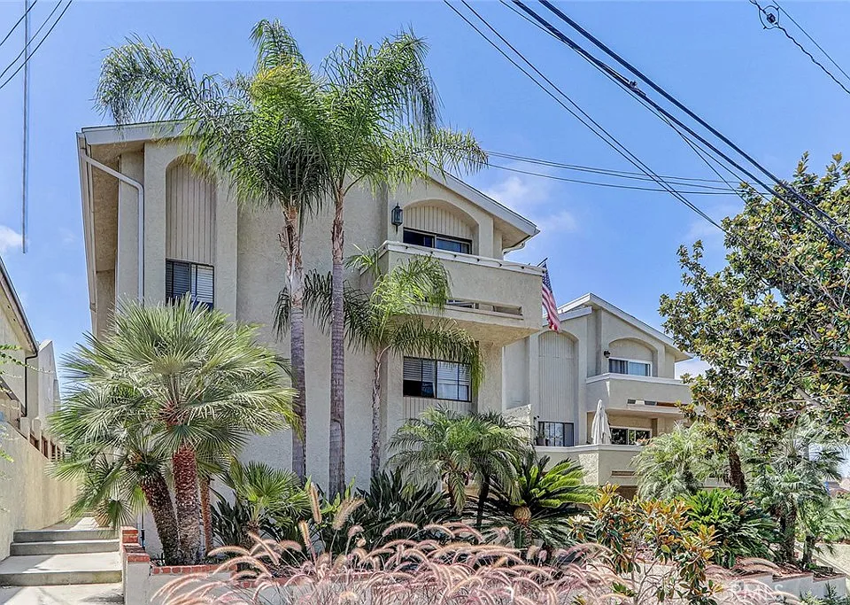 107 S Helberta Ave #4