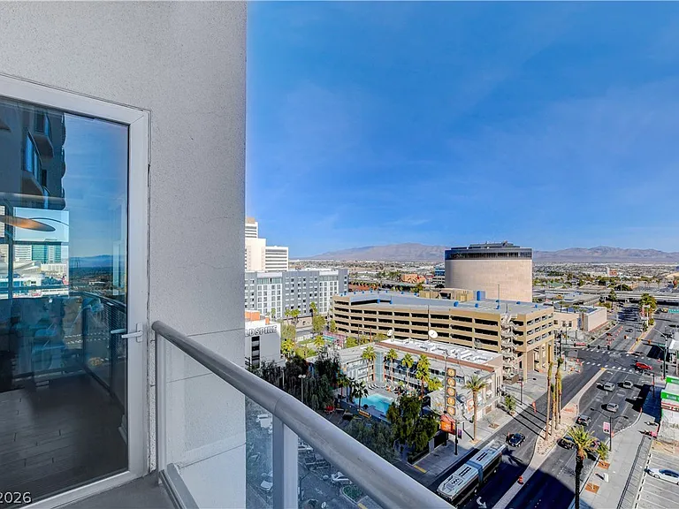 150 Las Vegas Blvd #1205 — Photo 34