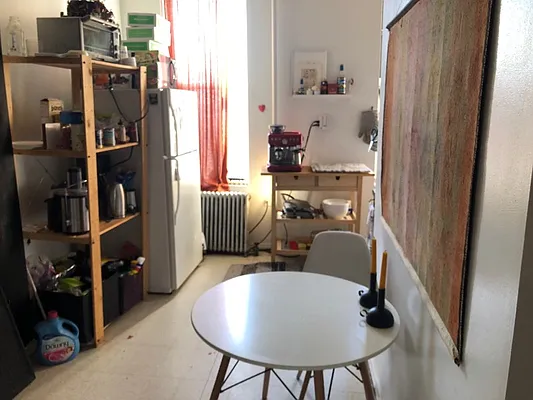 Rented by Metropolitan Realty | media 13