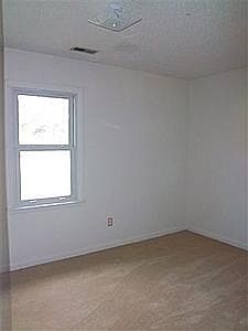 3rd image of 1007 Birchwood Ln
