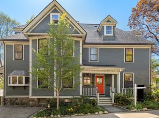 23 Toxteth St, Brookline, MA 02445