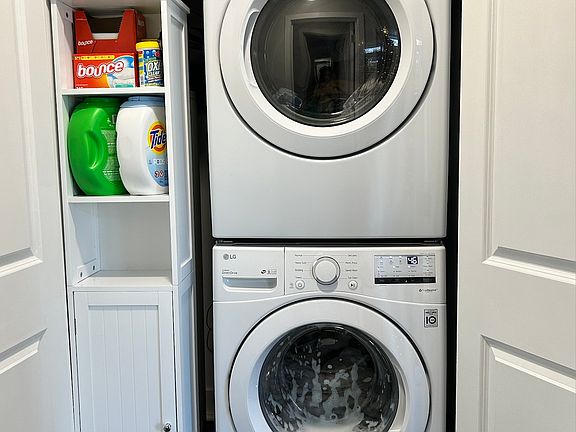 5th image of 1221-31 E Berks St #208