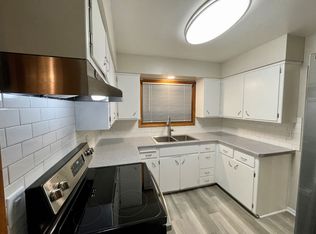 506-600 Falcon Cir #B, Madison, WI 53716