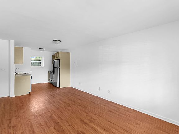 3rd image of 4332 5th Ave S APT 106