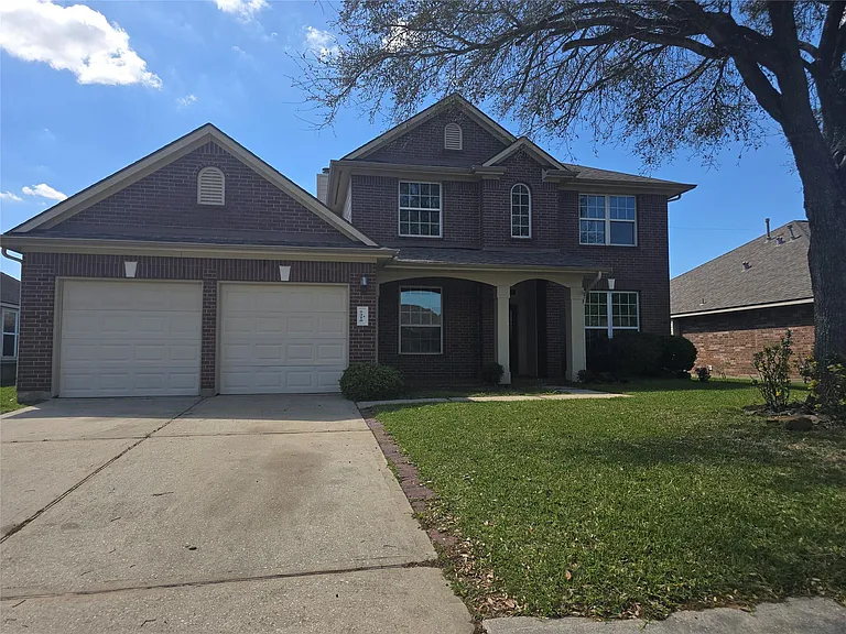 5210 Benton Dr — Photo 2