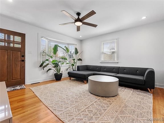 5th image of 810 N 37th St