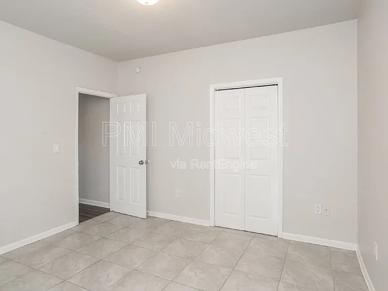 3014 W 10th St #1 — Photo 7